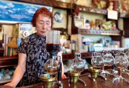 31e2708beb6a46341ca24ac3f816bf9b